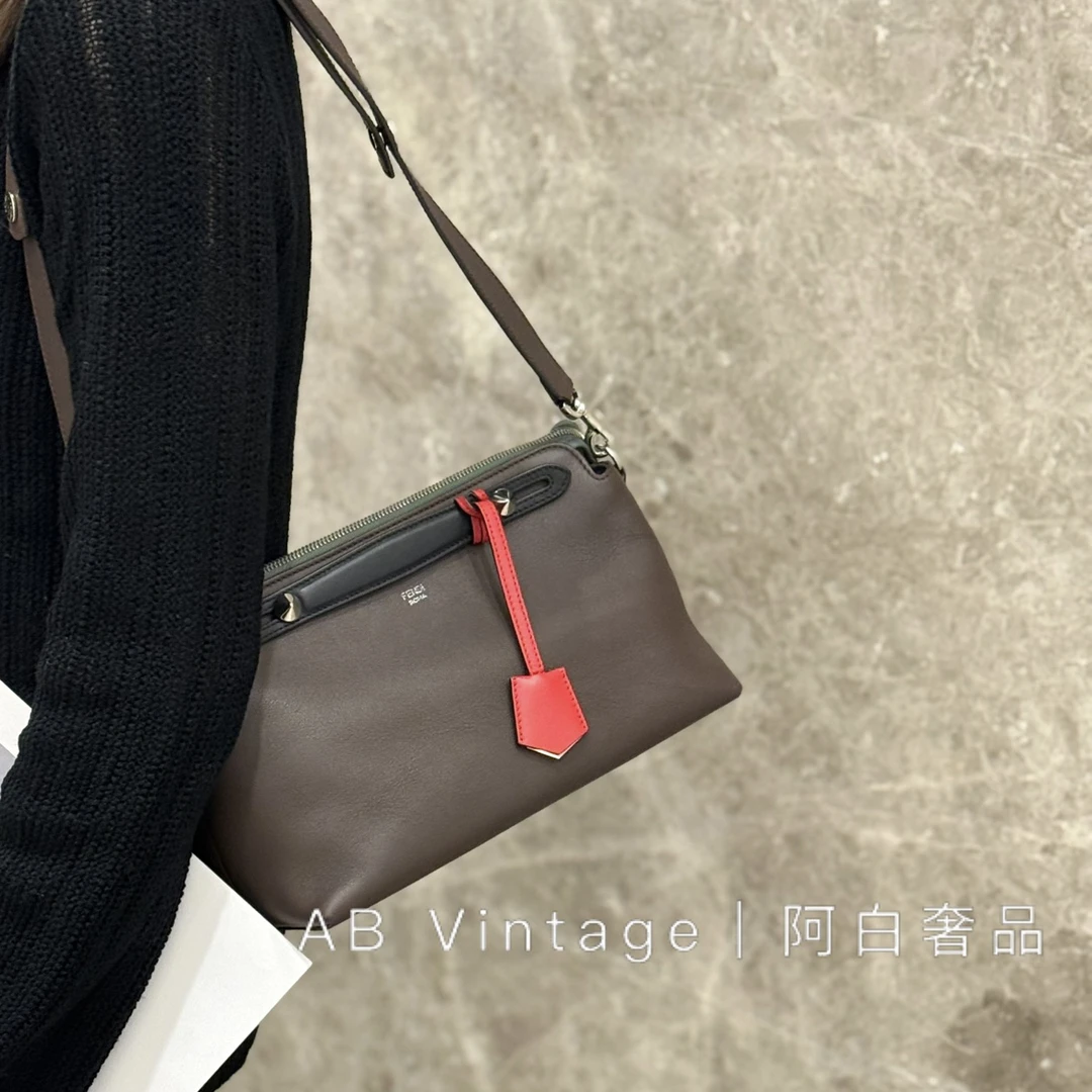 95新 FENDI/芬迪 阿白奢品/芬迪 by the way 单肩包