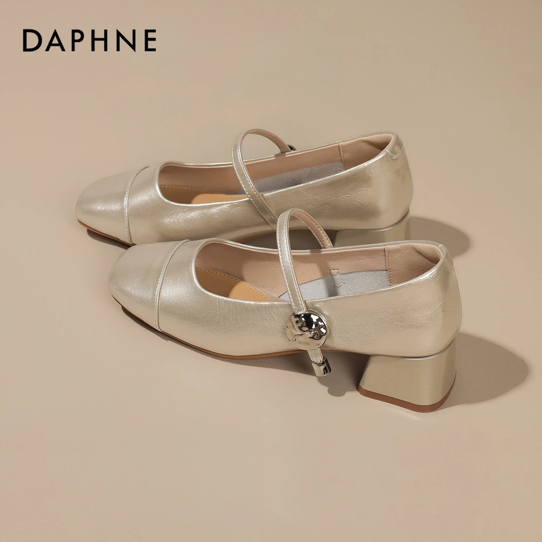 达芙妮复古真皮玛丽珍单鞋女2025春季新款百搭粗跟方头气质高跟鞋