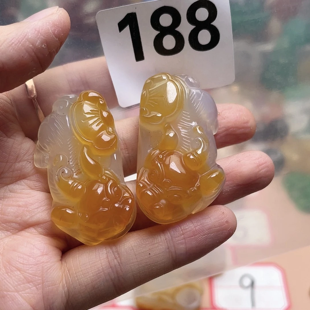 合金颈饰玛瑙/玉髓七***?