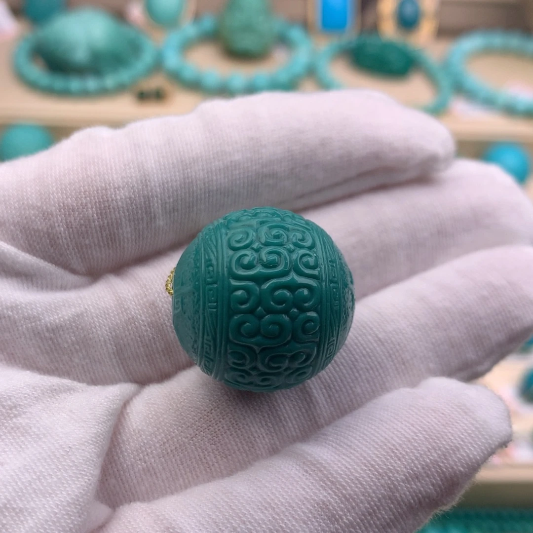 绿松石未镶嵌珠宝奇石22.7