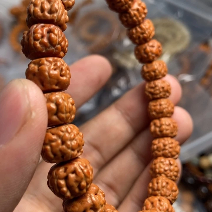 猴头核桃吊坠Z****y这首我听