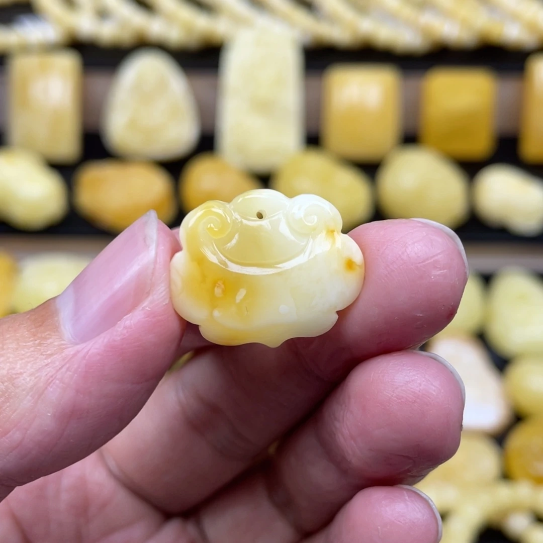 琥珀未镶嵌裸石琥珀蜜蜡