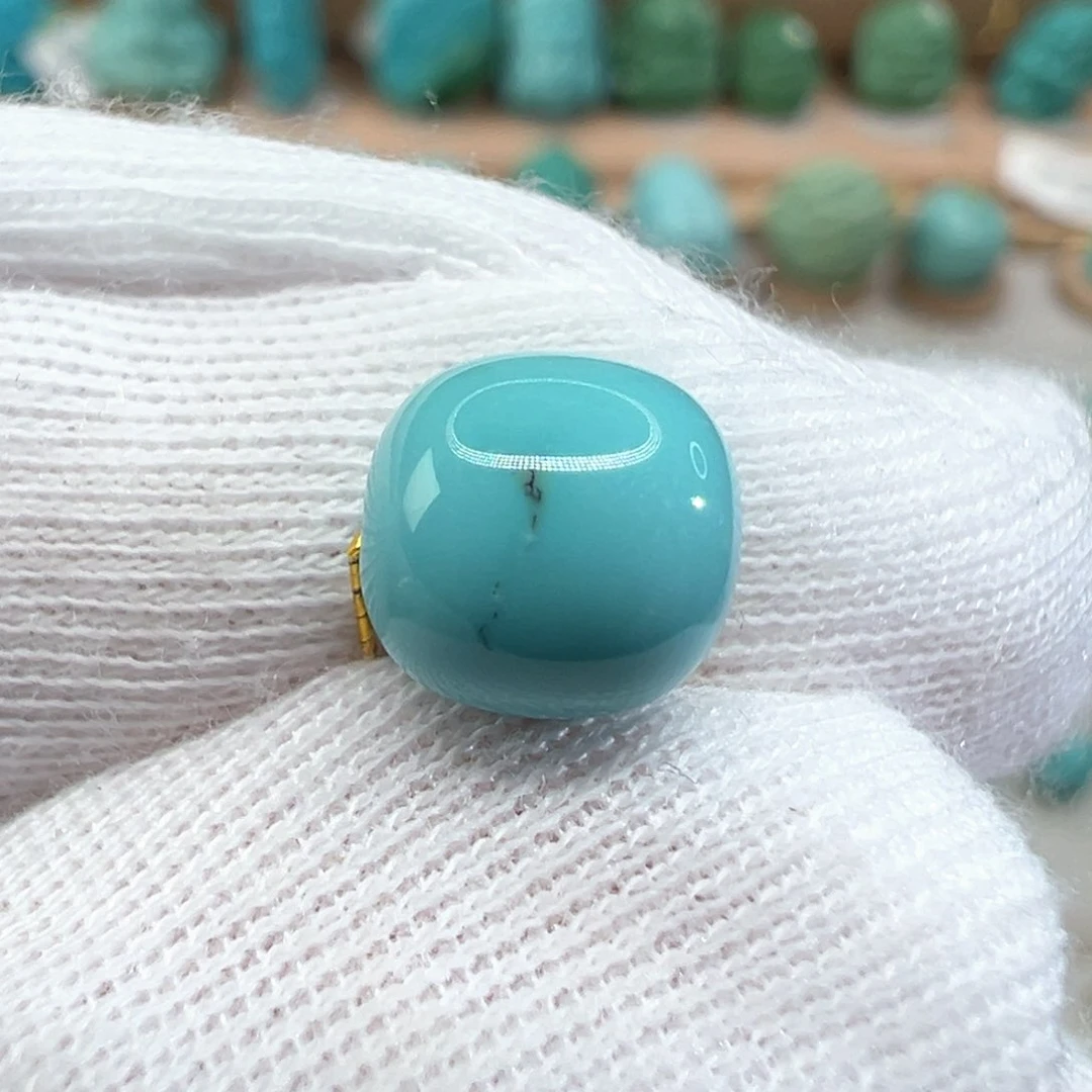 绿松石配饰未镶嵌