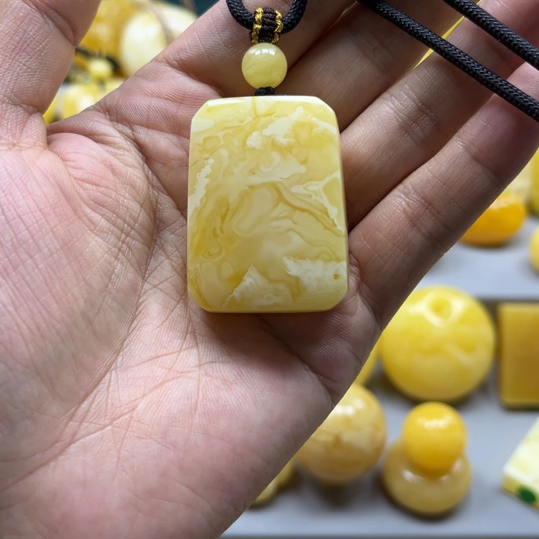 蜜蜡珠宝奇石未镶嵌