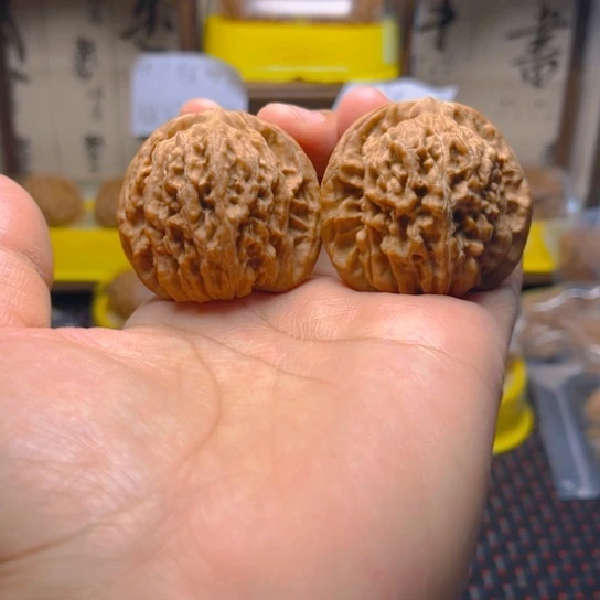 文玩核桃吊坠四座楼