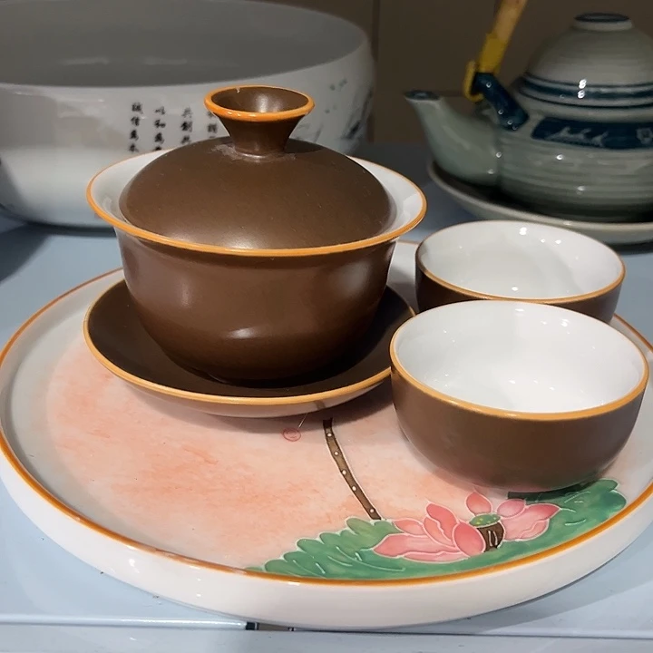 咖啡色三才盖碗加两茶杯