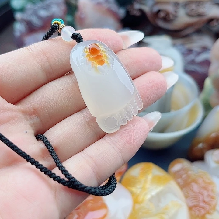 头***缘玛瑙未镶嵌手饰吊坠