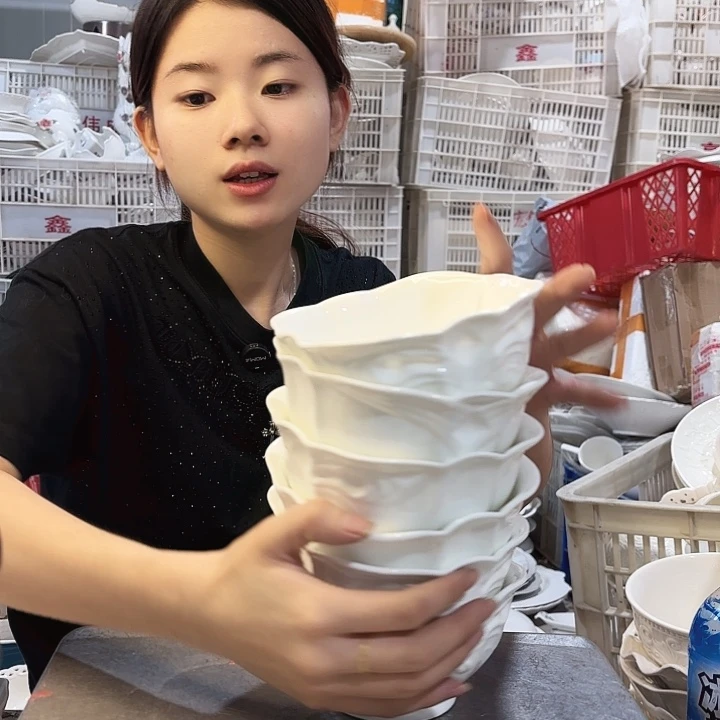 碟微瑕产品…………六个四方米饭碗