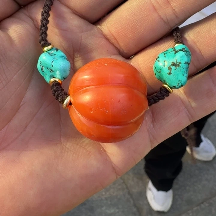 南红玛瑙未镶嵌颈饰