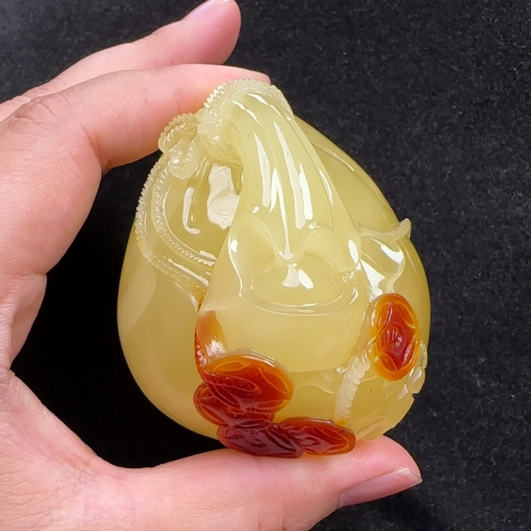 蜜蜡未镶嵌珠宝奇石