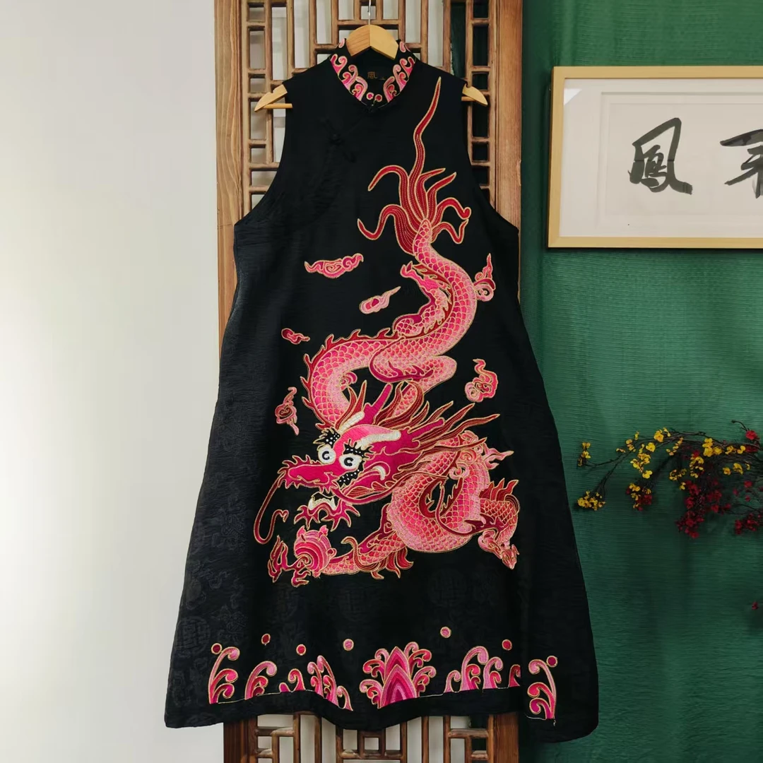 凤徕兮私人定制黑色福禄底粉紫龙刺绣盘扣小立领马甲（LS223-34）