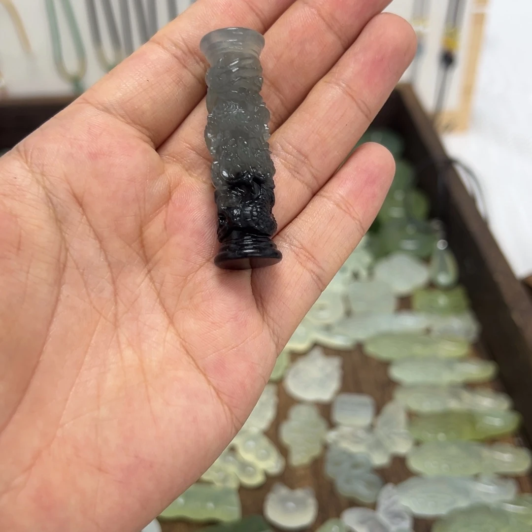 未镶嵌岫玉吊坠(不含链)