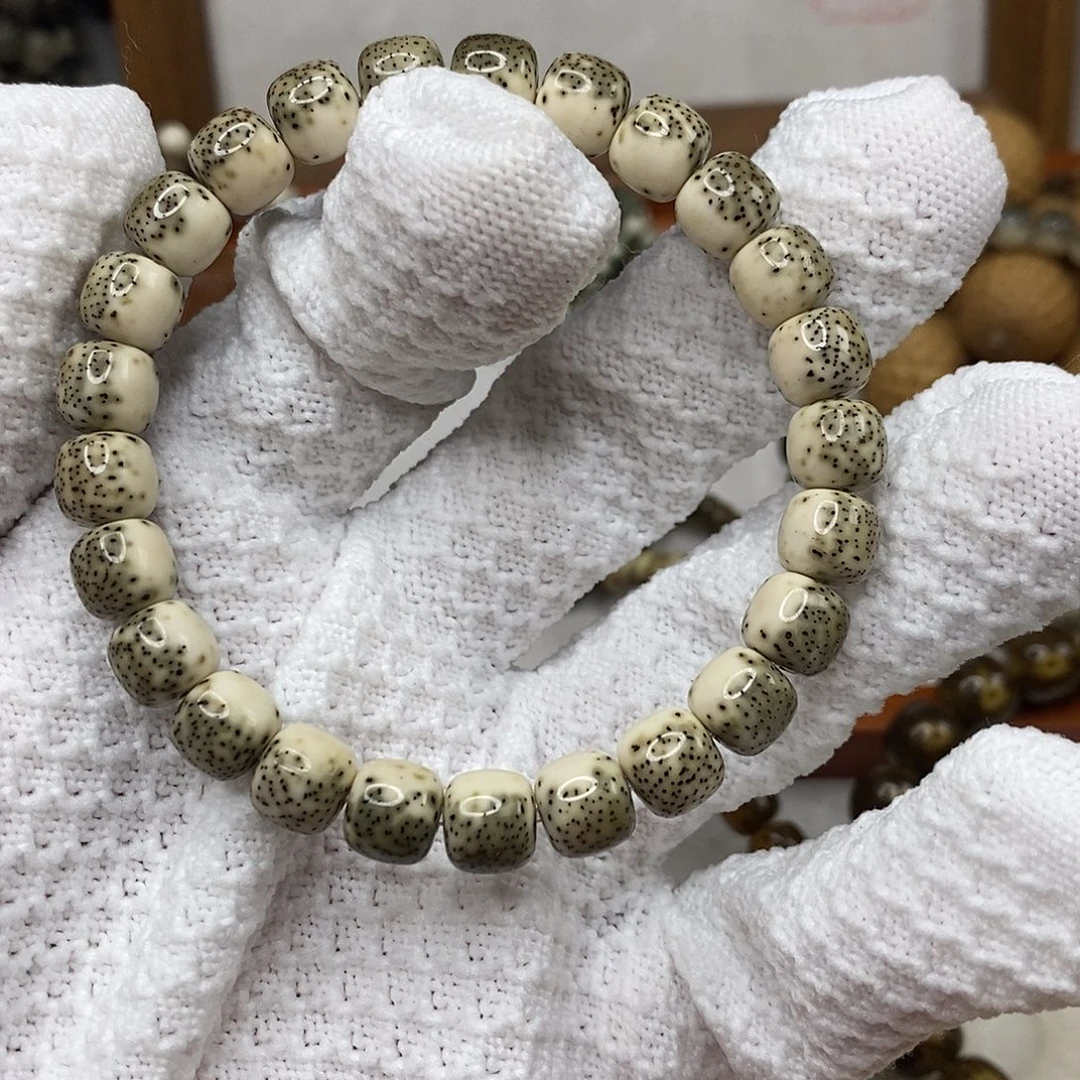 _***！星月菩提吊坠卡9/8绿包白河豚