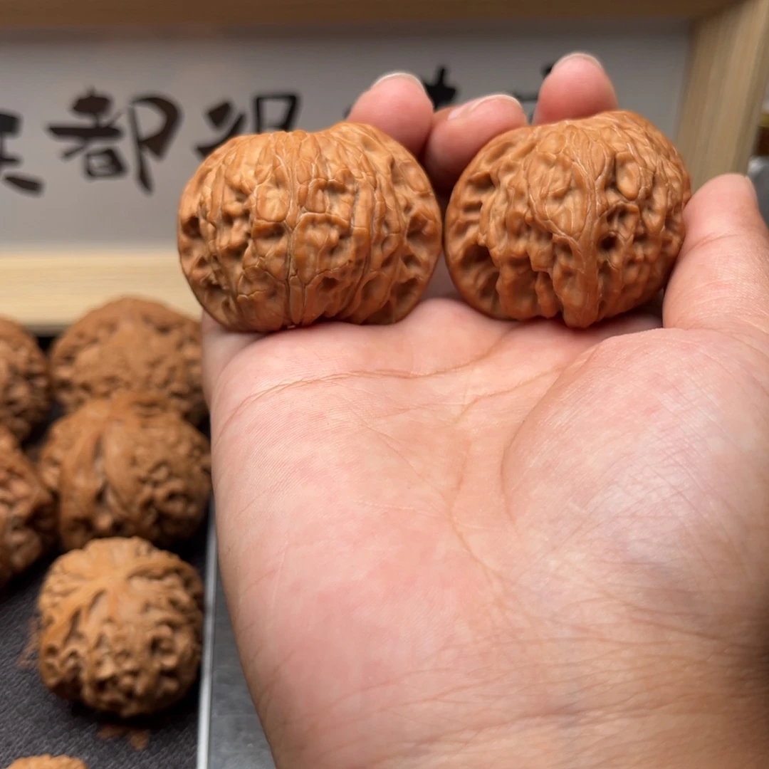 文玩核桃把件磨盘
