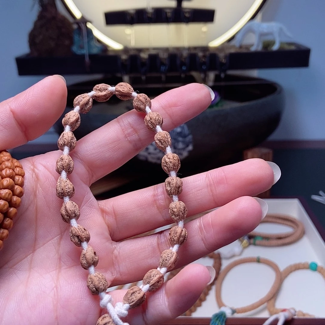 柏香籽/百香籽吊坠157.7