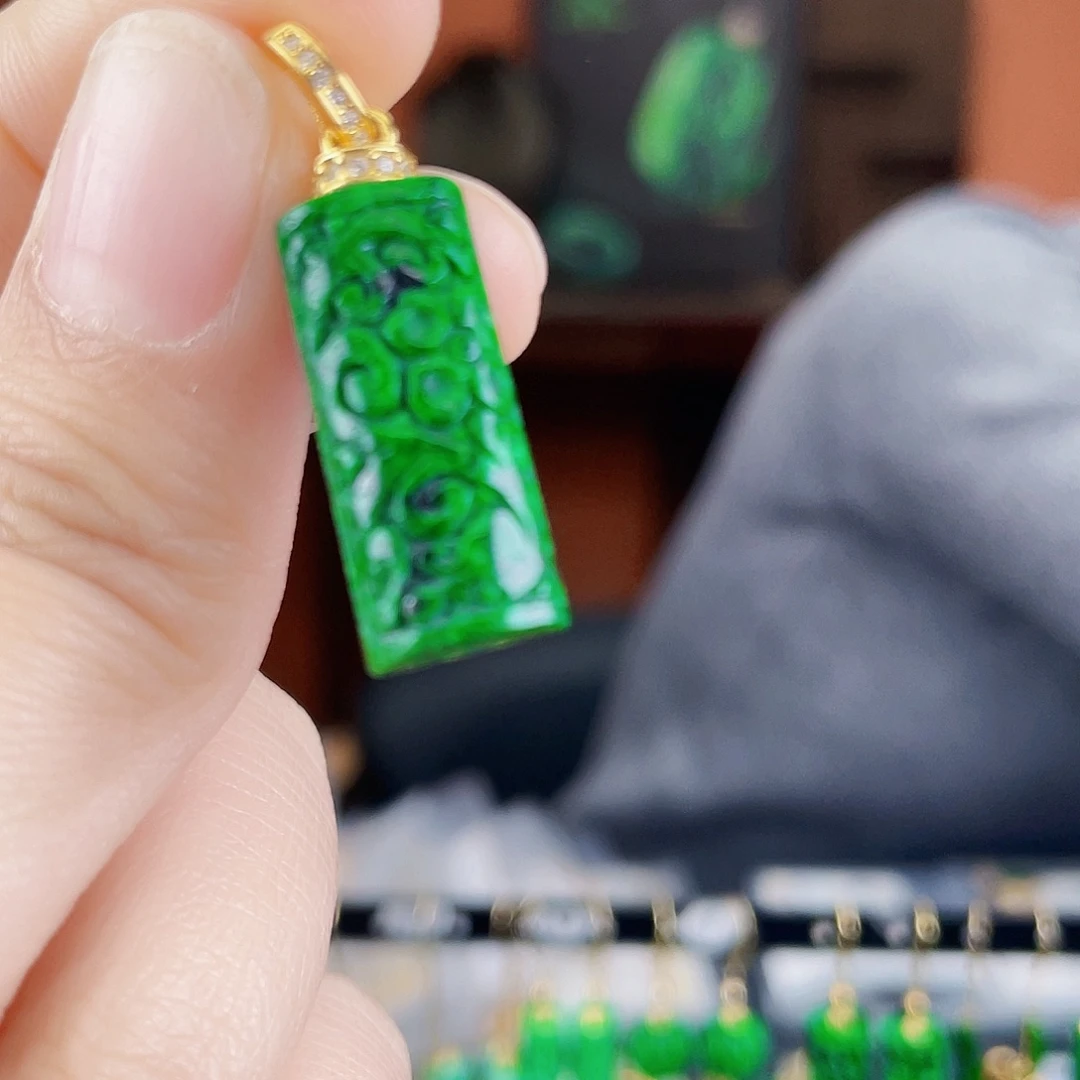 翡翠未镶嵌耳饰饰品