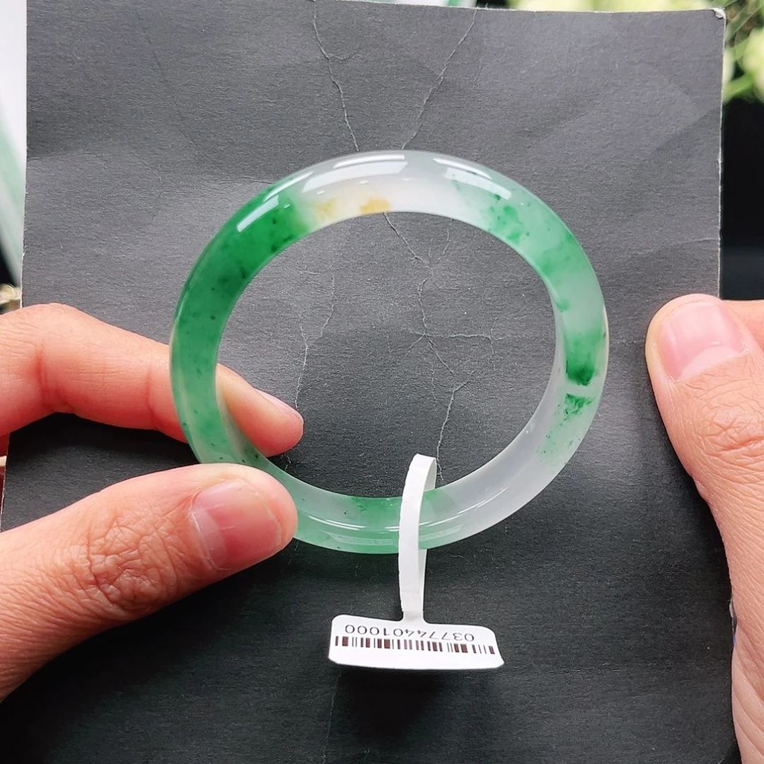 石英质玉未镶嵌手镯51正圈