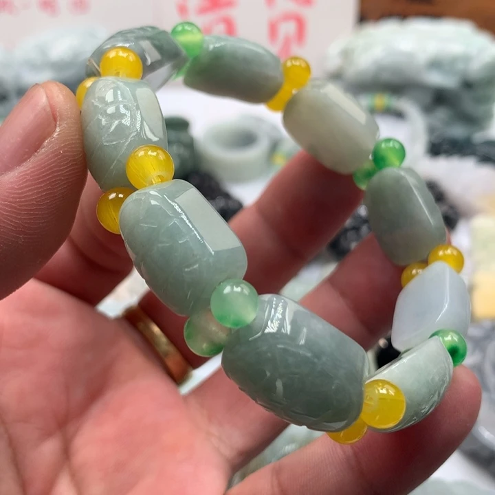 翡翠未镶嵌颈饰保真天然a货翡翠
