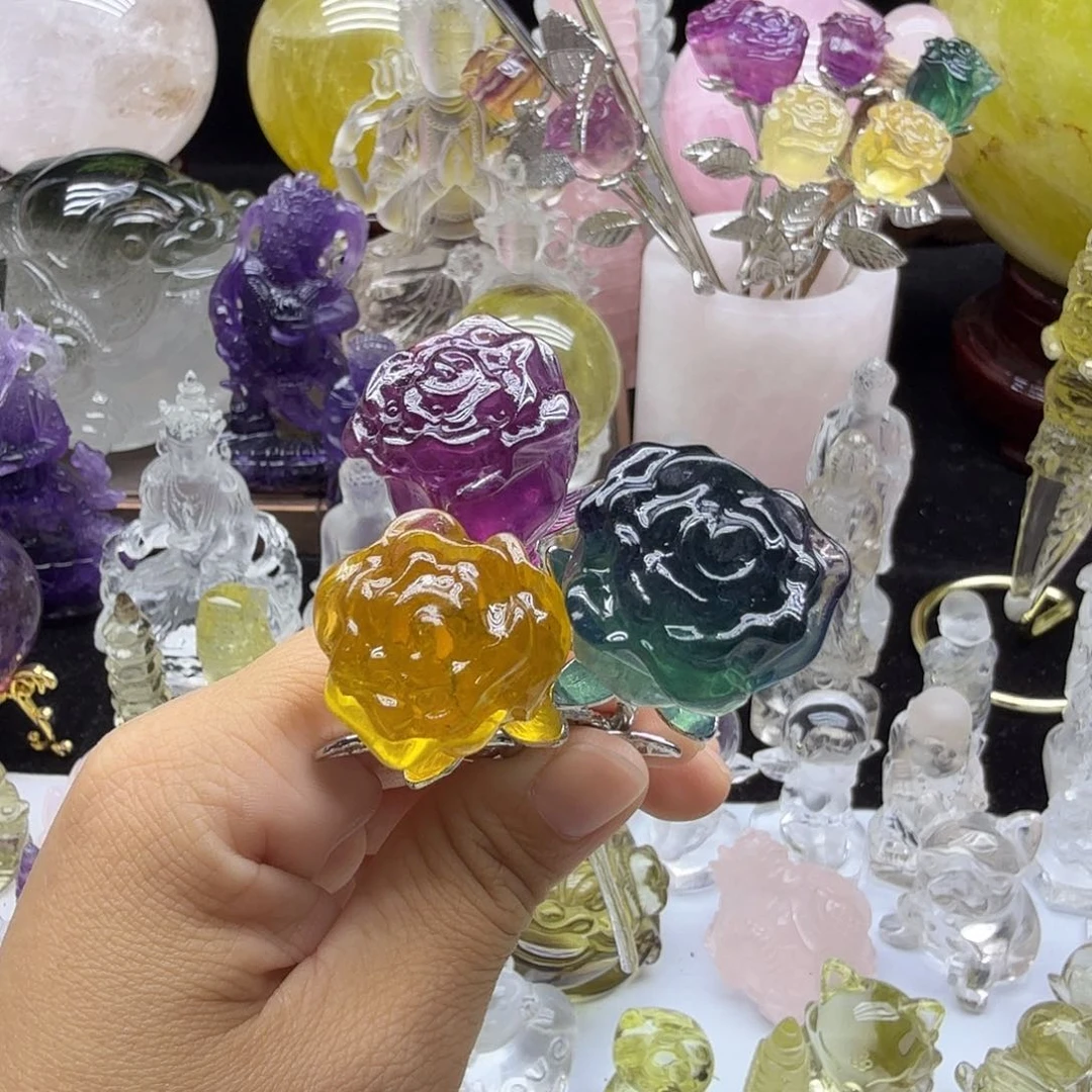 水晶摆件未镶嵌水晶M****t