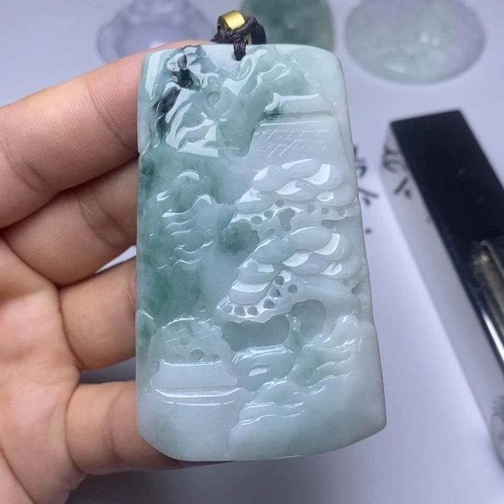 颈饰未镶嵌翡翠翡翠