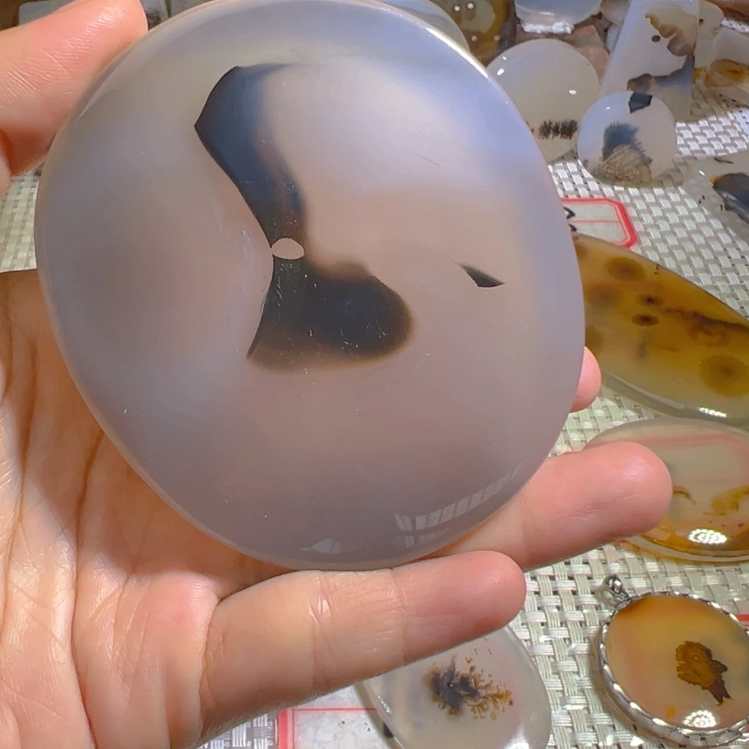 玛瑙/玉髓未镶嵌颈饰