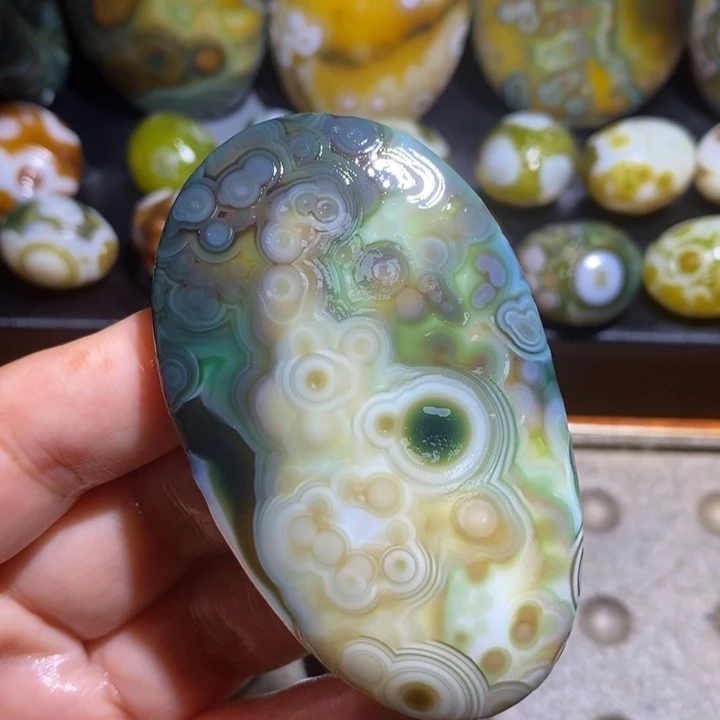 未镶嵌玛瑙/玉髓珠宝半成品34