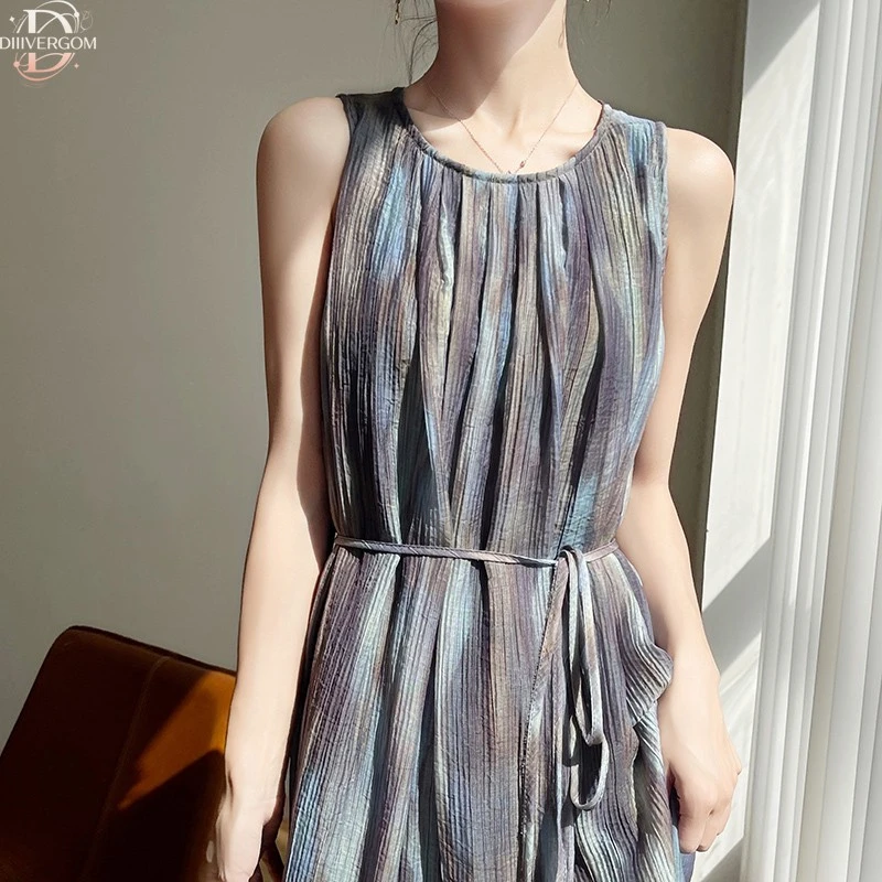 复古系带仙女条印花缎面连衣裙女夏季新款无袖圆领过膝显瘦裙