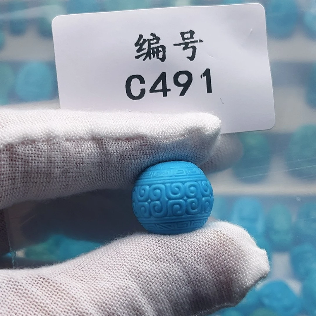 J***E未镶嵌绿松石天然原矿雕刻绿松石