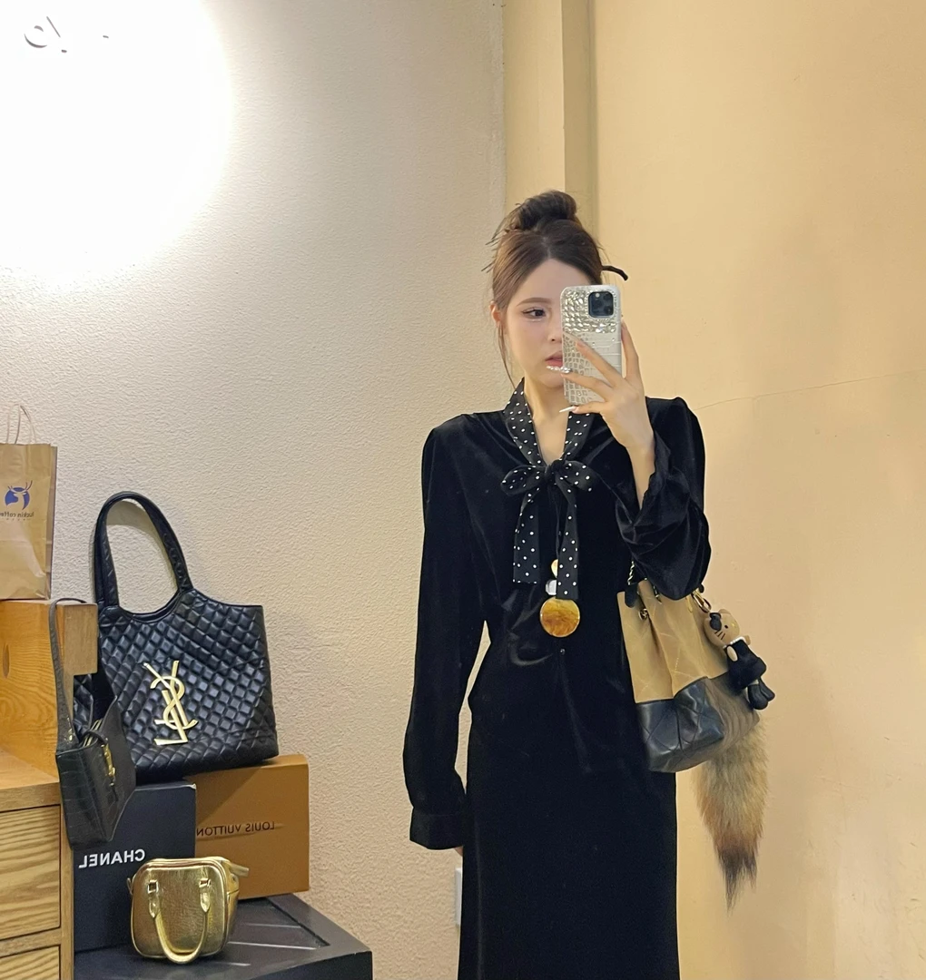 {定制}显瘦百搭秋季韩版绒飘带开衫女时尚气质宽松显瘦休闲上衣