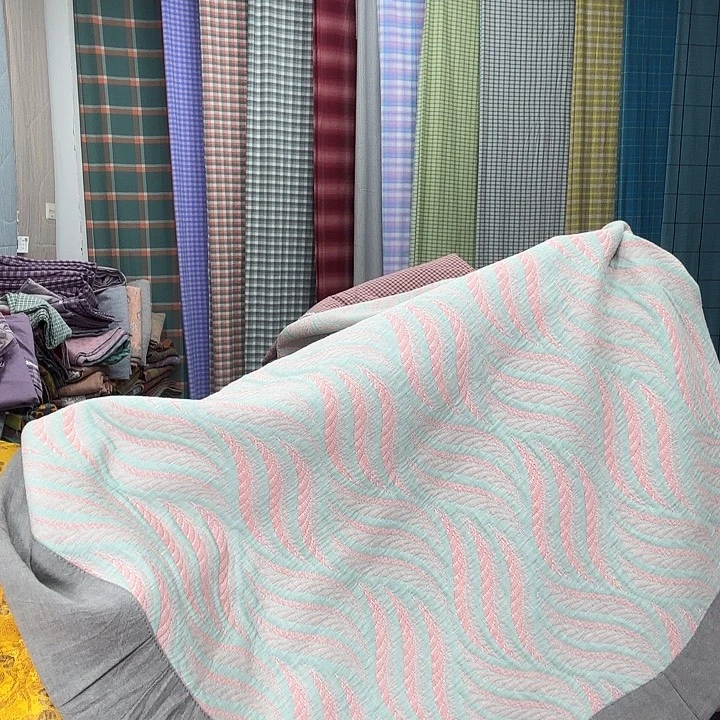 棉2.5米×2.3米粉色花纹床盖