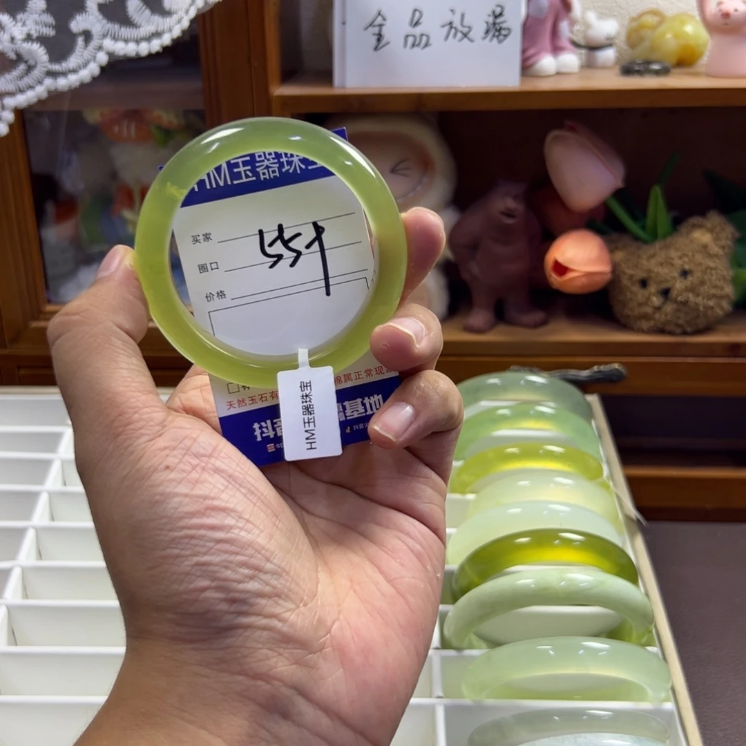 蛇纹石玉未镶嵌手镯558