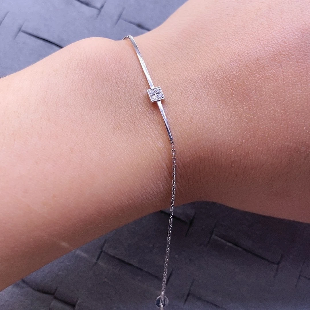 钻石手链18K金镶嵌小方糖手链k白