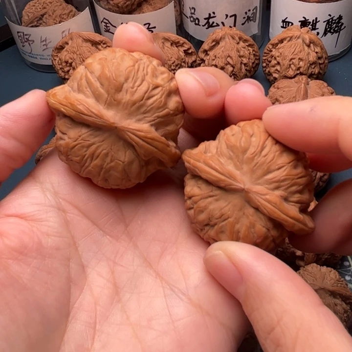 文玩核桃吊坠41石门元宝