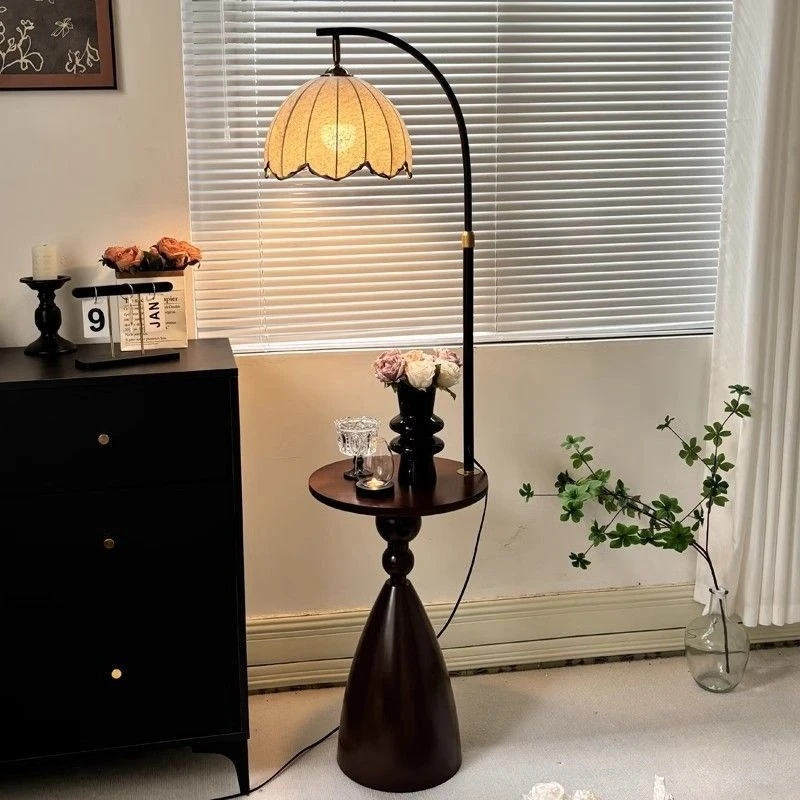 新款中古风客厅落地灯置物架一体沙发灯卧室床头柜氛围感落地台灯