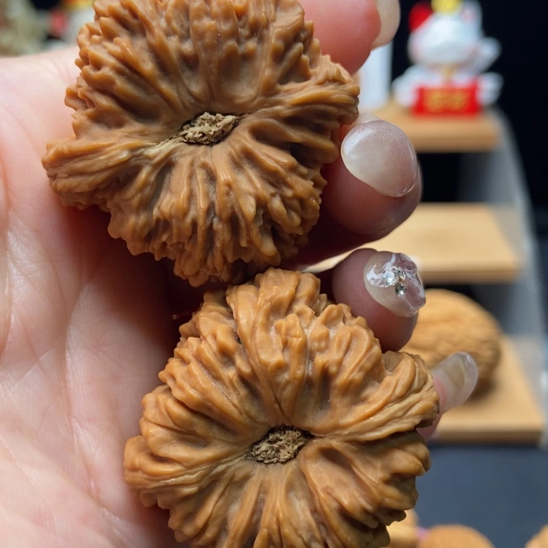 把件核桃40-39-41全品拉丝高炮天眼老树