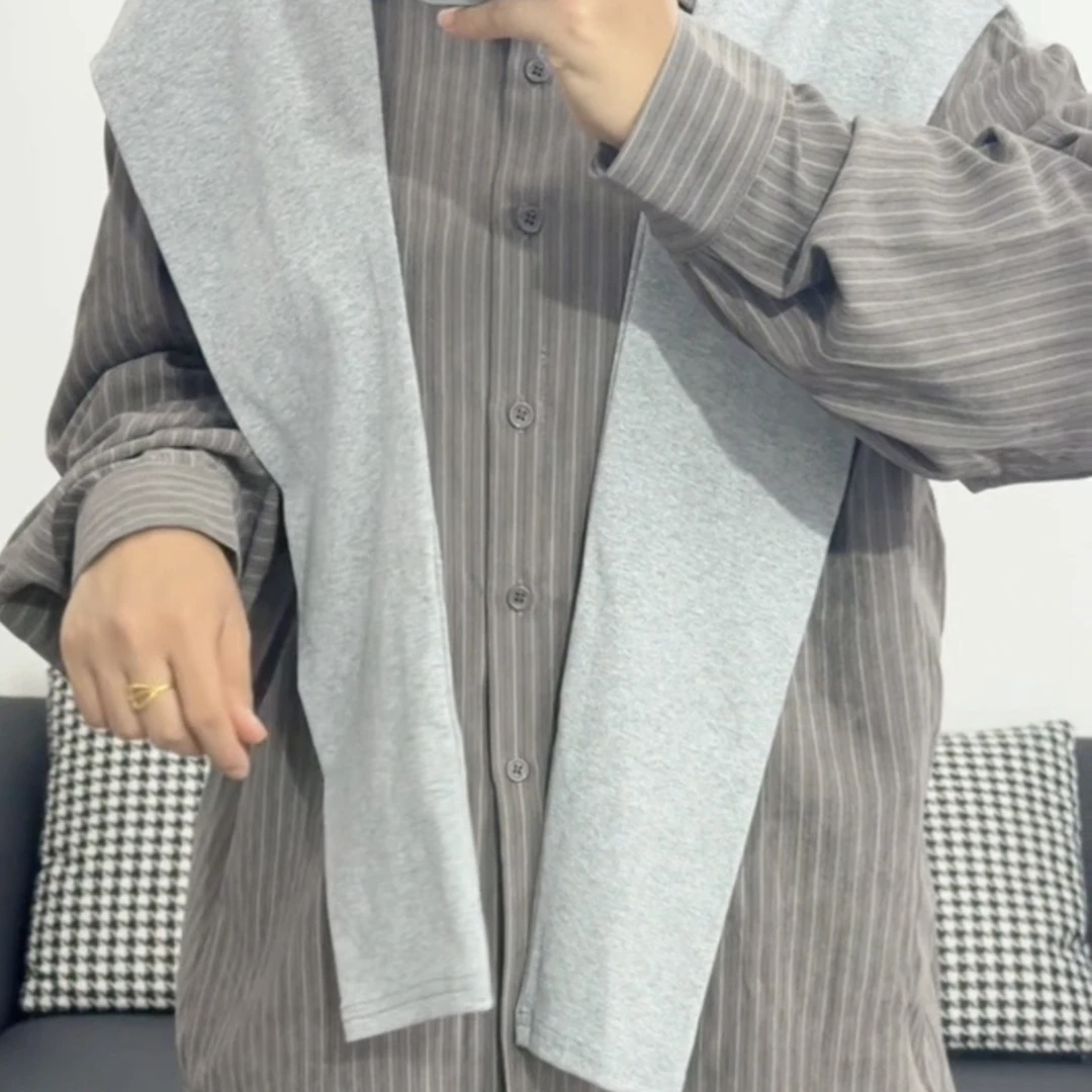 秋季时尚翻领条纹长袖衬衫搭配披肩女款宽松显瘦百搭衬衣