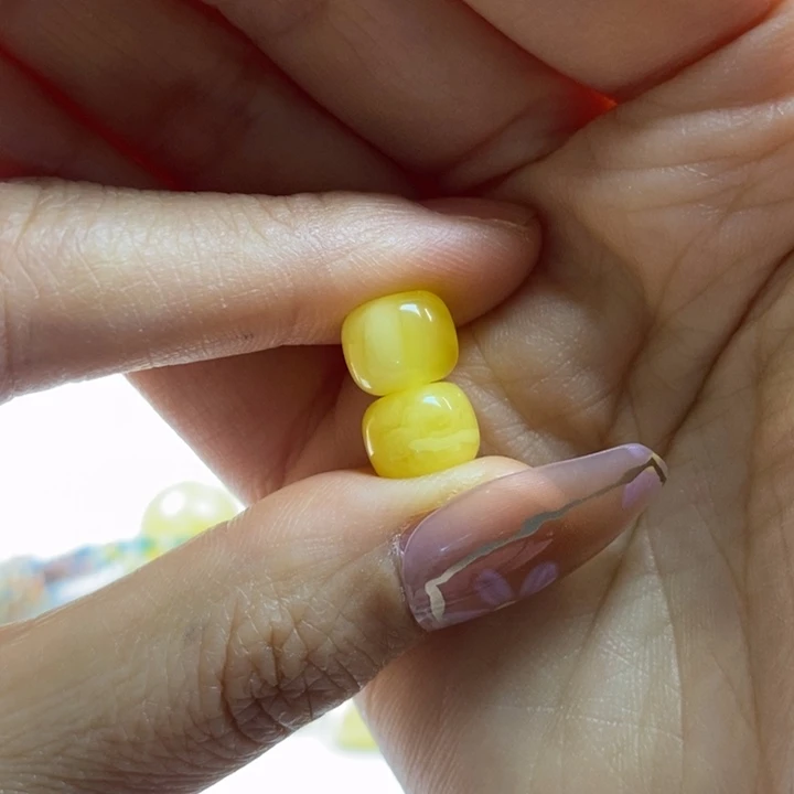 蜜蜡裸石未镶嵌@****尺寸9微瑕