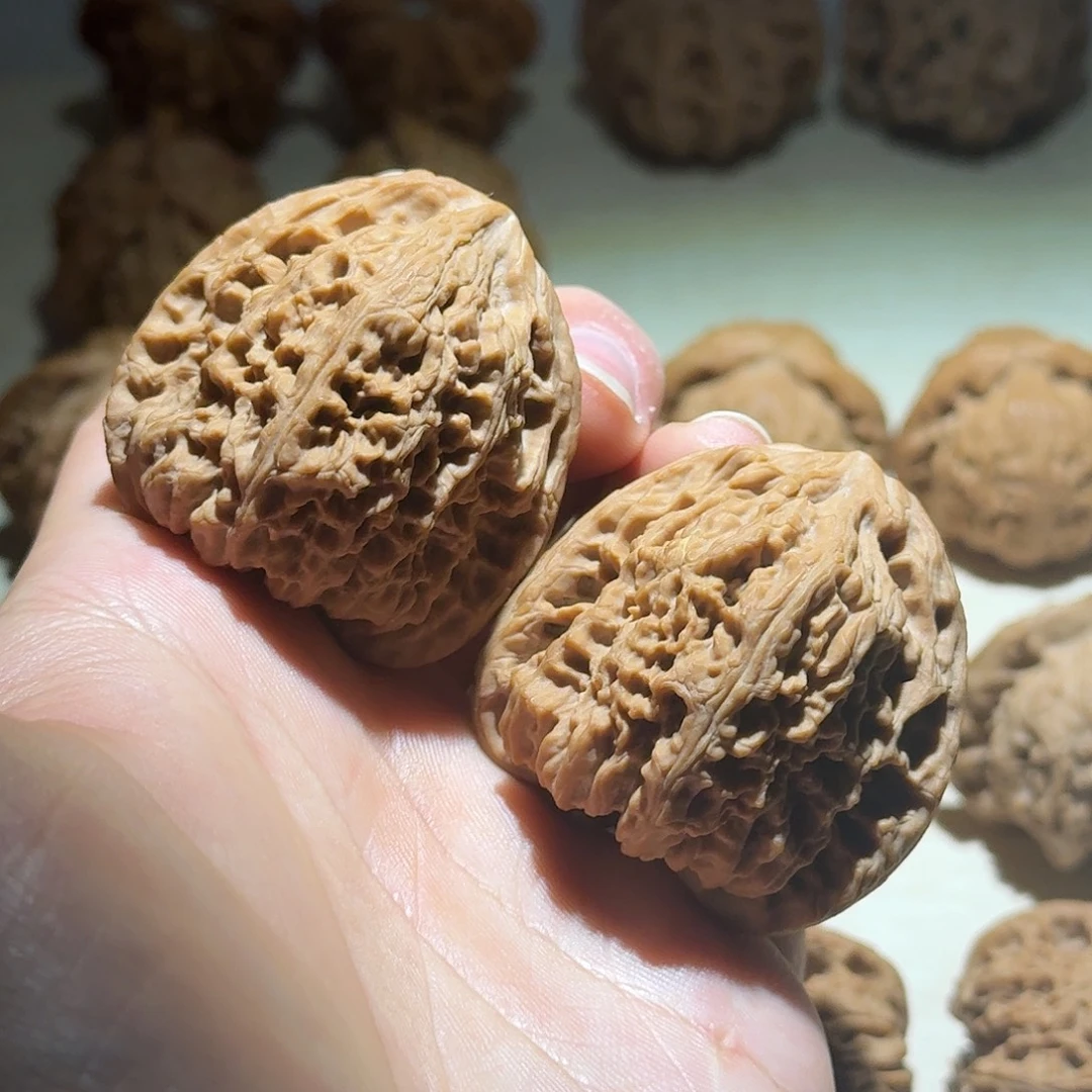 文玩核桃吊坠南疆石