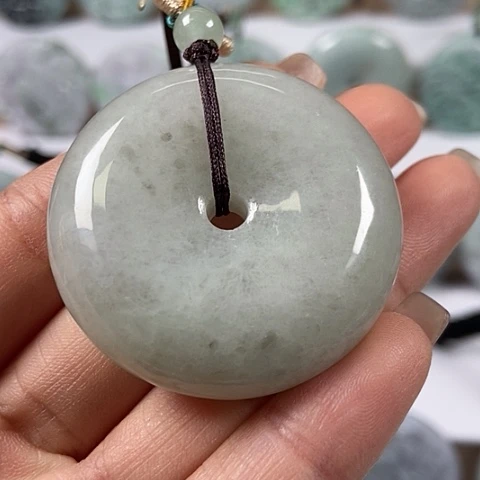 翡翠颈饰未镶嵌大平安扣福利