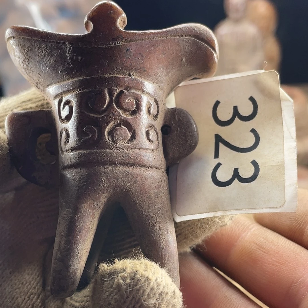 和田玉（糖玉）未镶嵌挂件