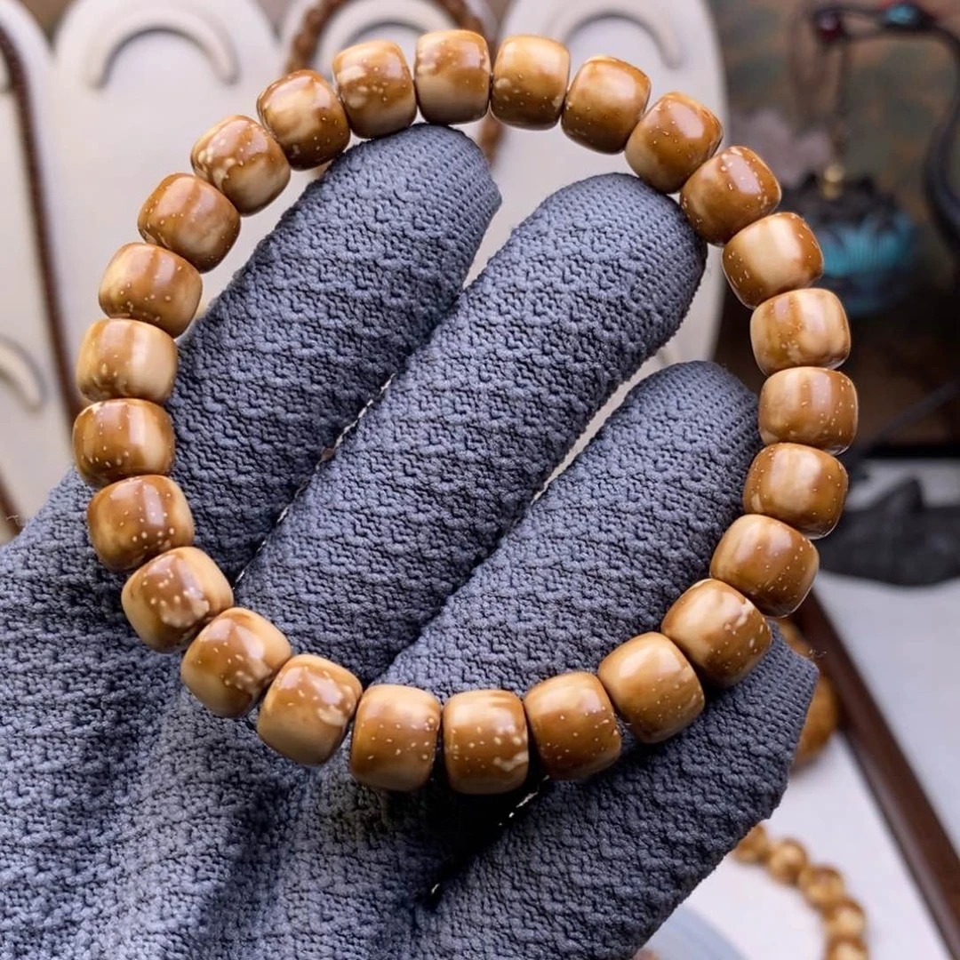 紫金鼠手串尽*精工花皮实心火焰鼠卡9.6