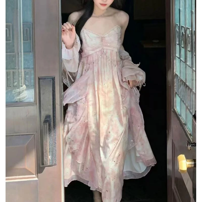 300斤特大码胖mm仙气温柔碎花V领高腰荷叶边亮片吊带连衣裙夏