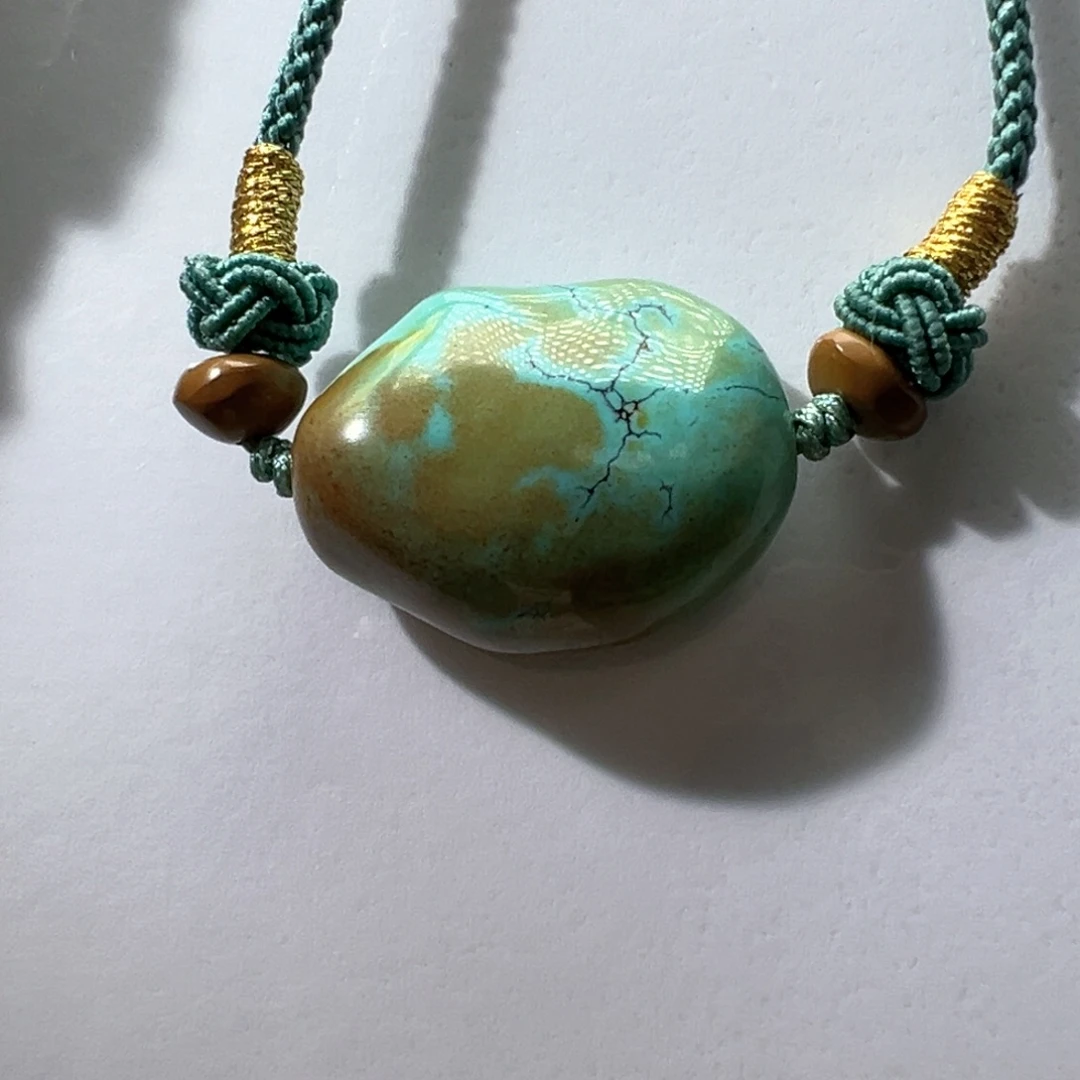 绿松石未镶嵌挂件