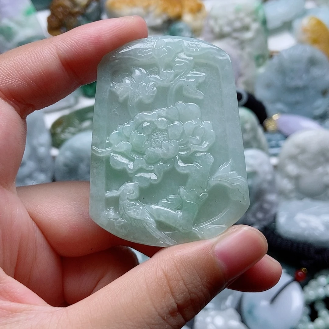 翡翠未镶嵌吊坠(不含链)1