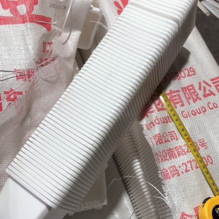 100白方盆9公分高7公分100个