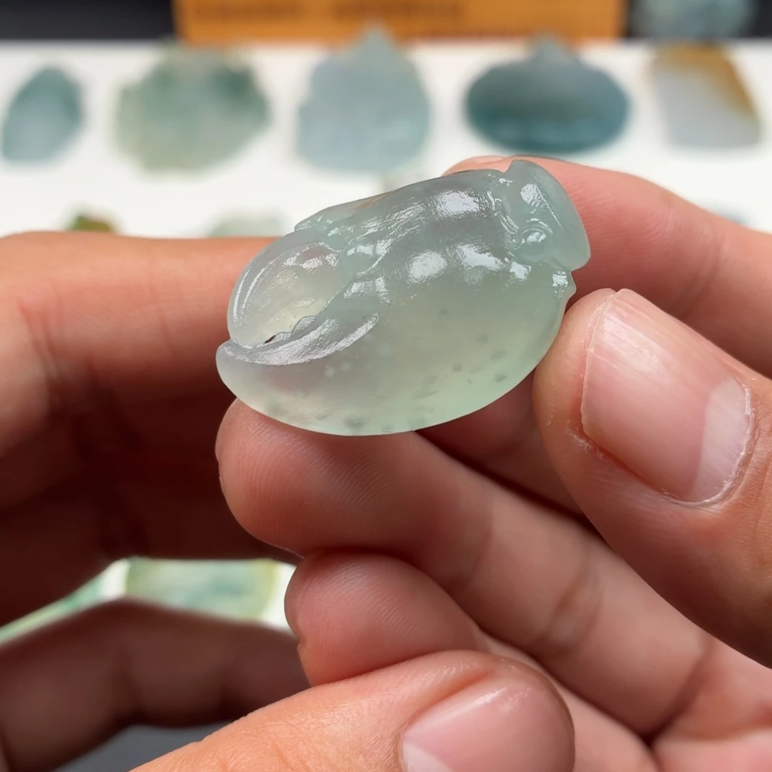 定制翡翠未镶嵌蟹钳