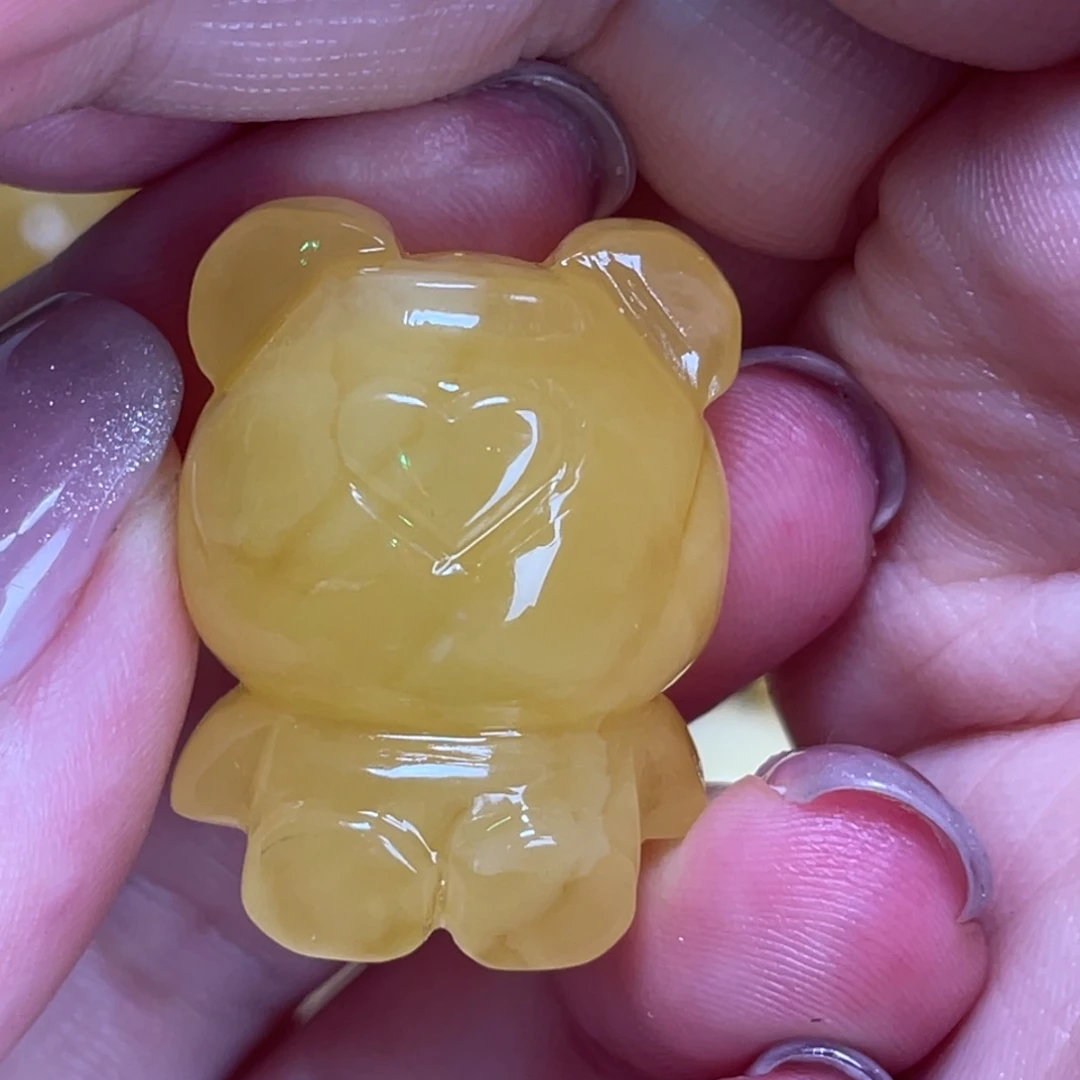未镶嵌琥珀裸石微瑕87