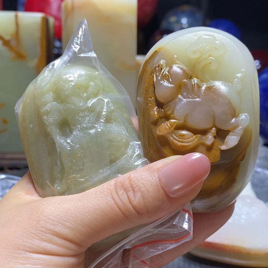 毛***岁石材一个人也很容易满足