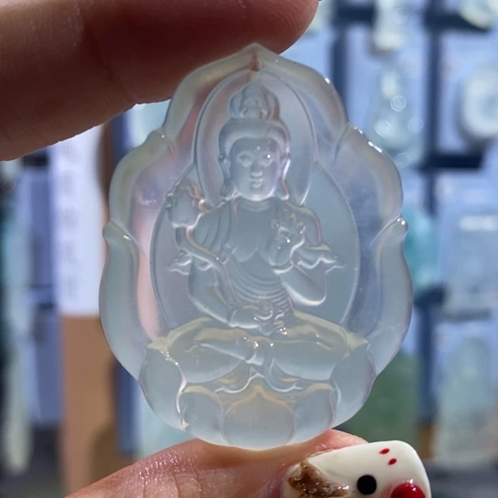 岫玉未镶嵌颈饰吊坠