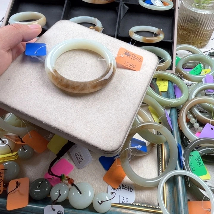 未镶嵌手镯和田玉玲珑美镯54.8